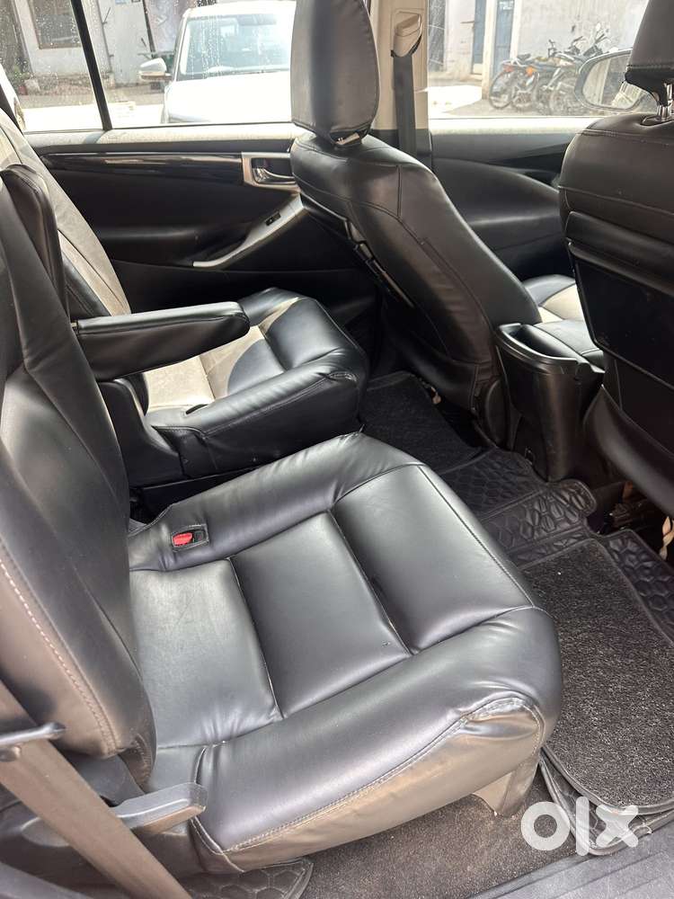 Toyota Innova Crysta 2.4 V 7 Str, 2018, Diesel