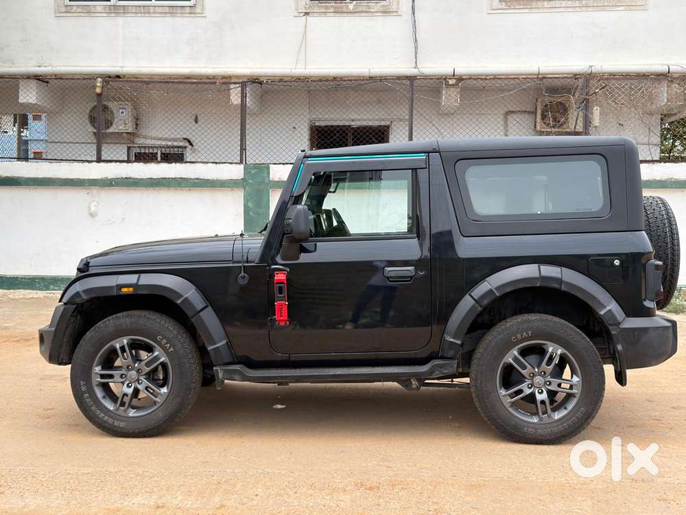 Mahindra Thar Lx 4-str Convertible Mt, 2023, Diesel