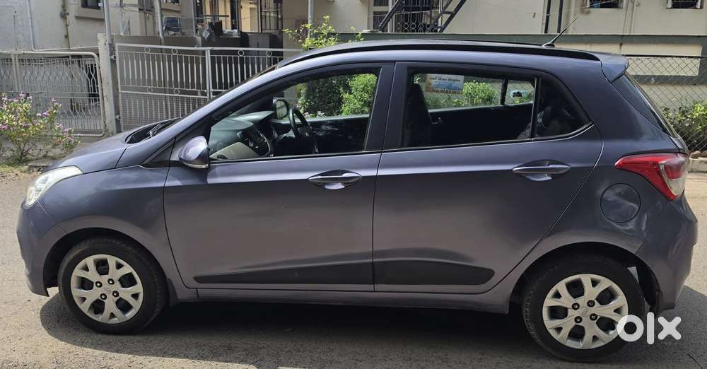 Hyundai Grand I10 Sportz, 2016, Petrol