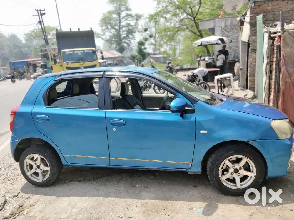 Toyota Etios Liva 2013