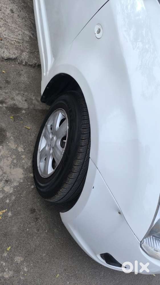 Swift Dzire Maruti 2011