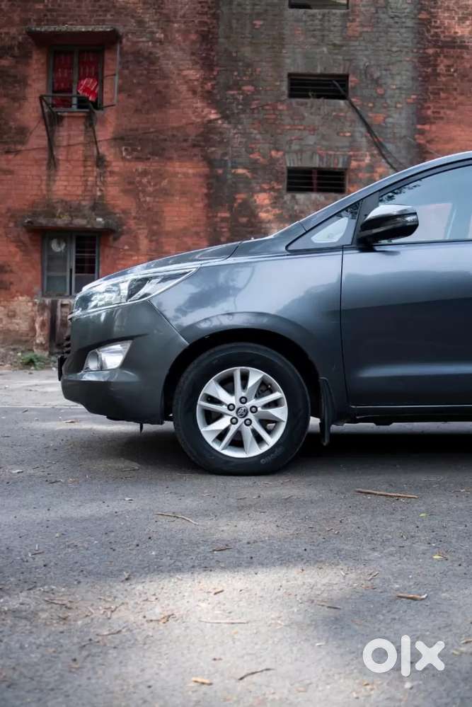 Toyota Innova Crysta 2.4 G Plus Mt 7 Str, 2019, Diesel