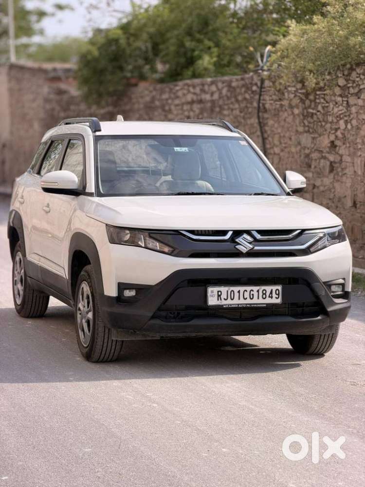 Maruti Suzuki Brezza 1.5 Lxi Smart Hybrid, 2025, Petrol