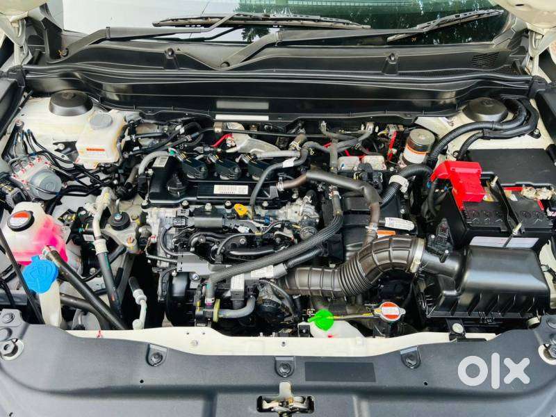Maruti Suzuki Grand Vitara 1.5 Alpha Plus Intelligent Hybrid Ecvt, 2..