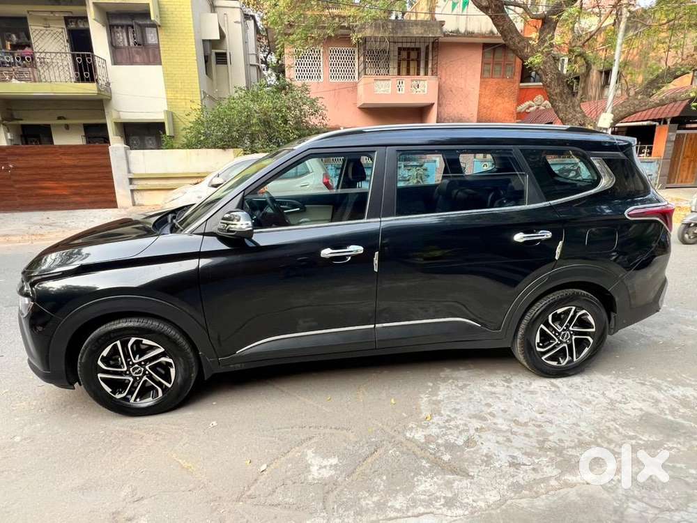 Kia Carens 2023 Petrol Good Condition