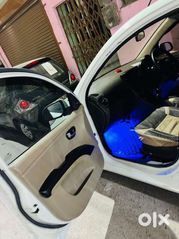 Hyundai I10 2012 Petrol 75000 Km Driven