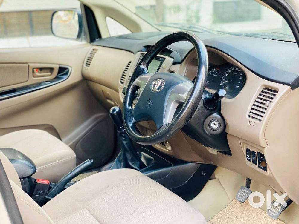 Toyota Innova 2.5 G (diesel) 7 Seater, 2015, Diesel
