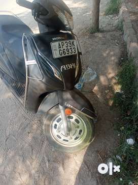 Olx bike deals scooty