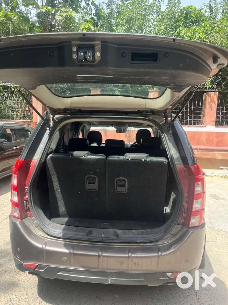 Mahindra Xuv 500 W10 Mt