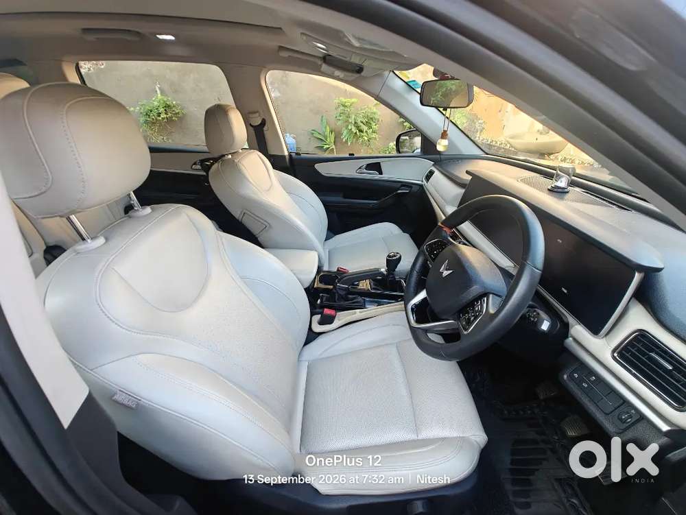 Mahindra Xuv700 2024 Petrol Manual