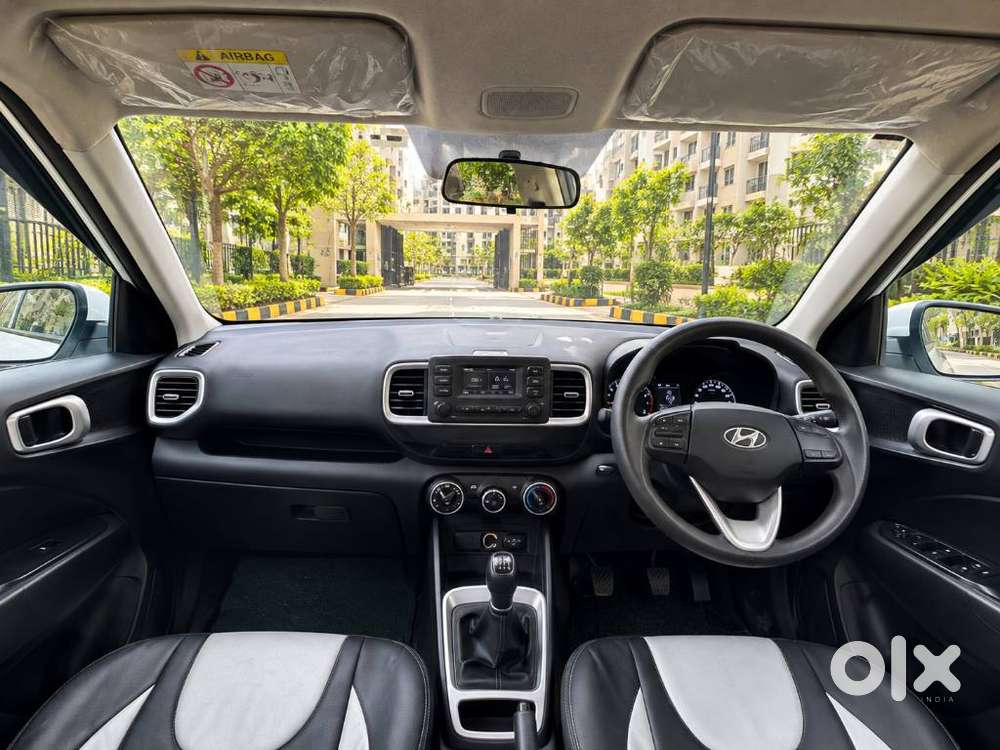 Hyundai Venue, 2022, Petrol