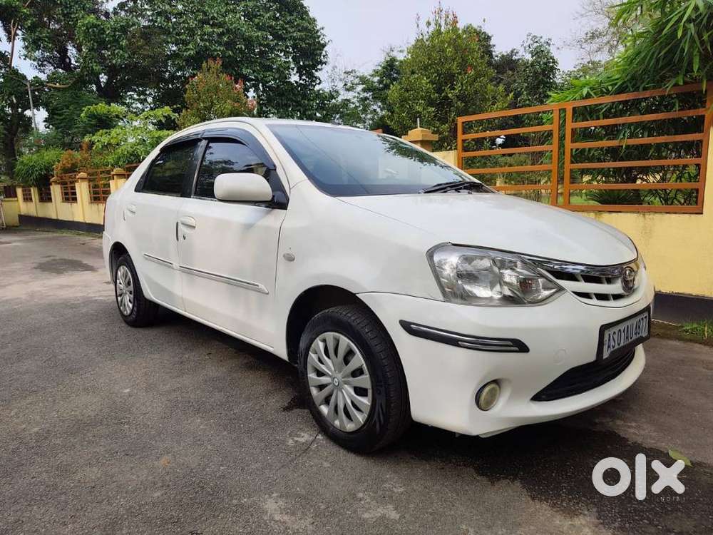 Toyota Etios 2010-2012 J, 2011, Petrol