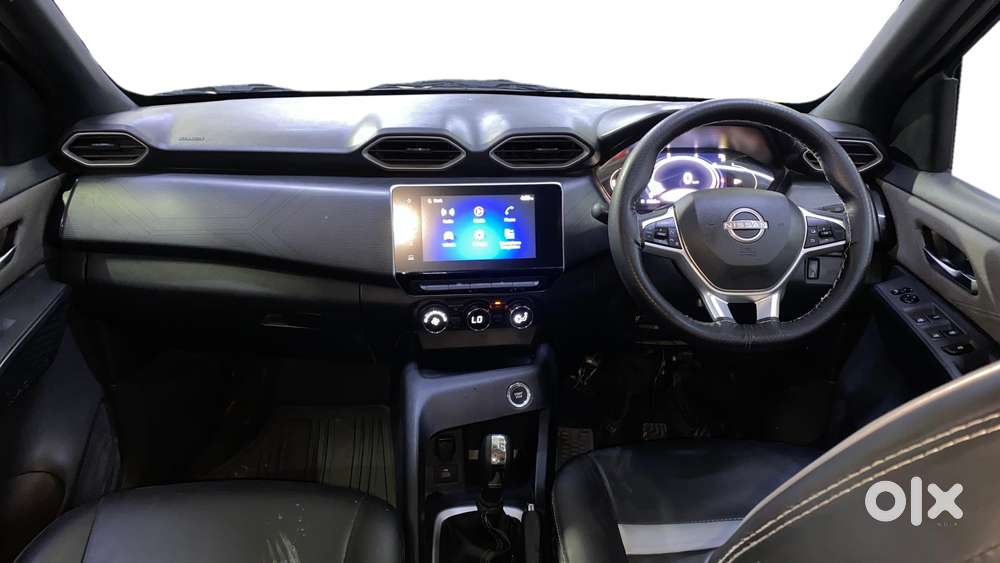Nissan Magnite Kuro Edition Petrol Amt, 2025, Petrol