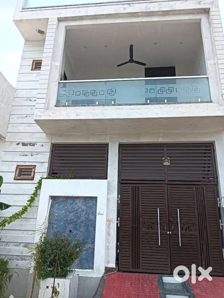 Rent house 2 bhk near bundu katra police chowki silver town