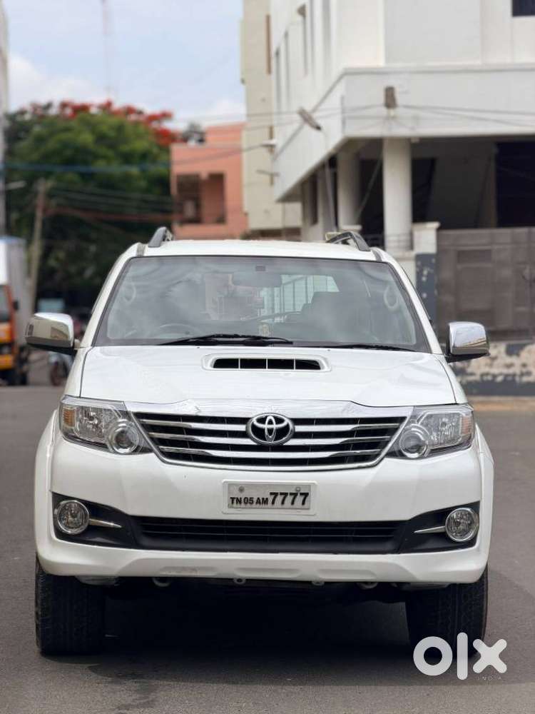 Toyota Fortuner 4x4 At, 2010, Diesel
