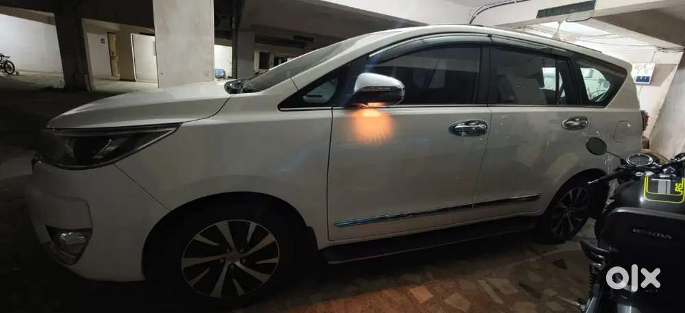 Toyota Innova Crysta 2 Diesel