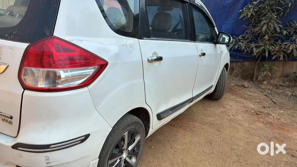 Maruti Suzuki Ertiga 8