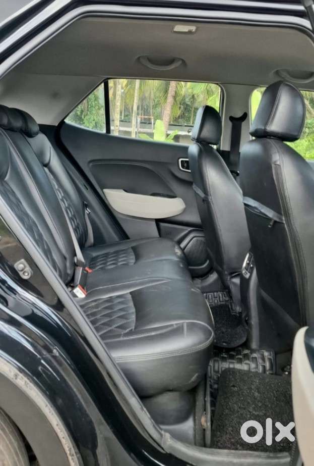 Hyundai Venue 1.2 S (o), 2023, Petrol