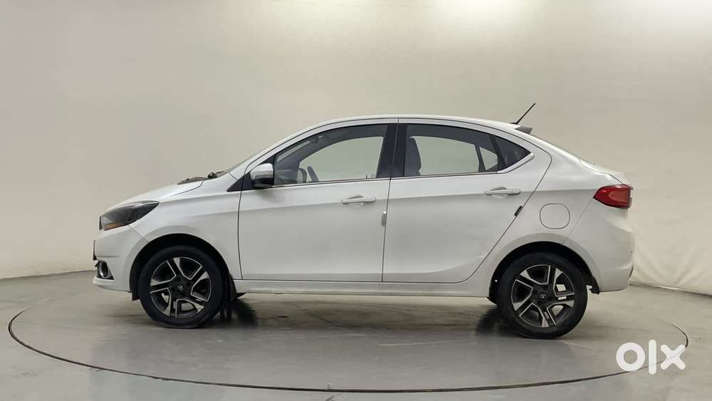 Tata Tigor Xza, 2018, Petrol