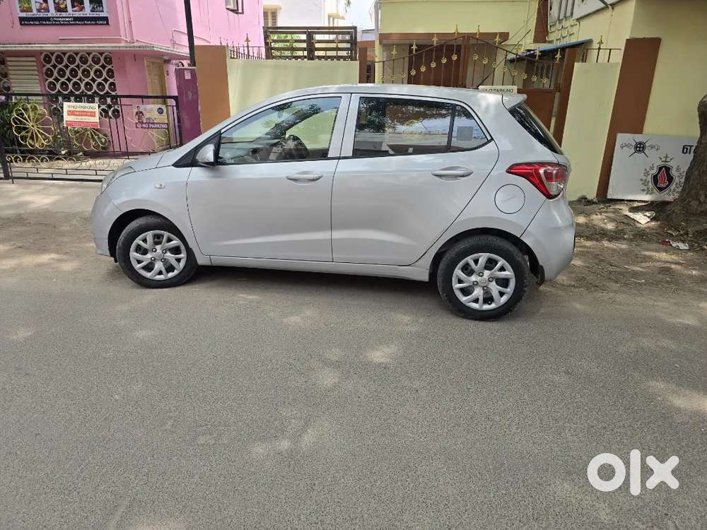 Hyundai Grand I10 2017 Petrol 38000 Km Driven