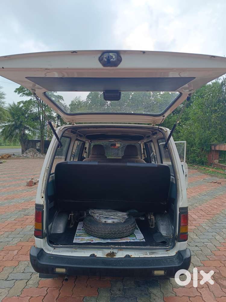 Maruti Suzuki Omni Mpi Std Bsiv, 2012, Petrol
