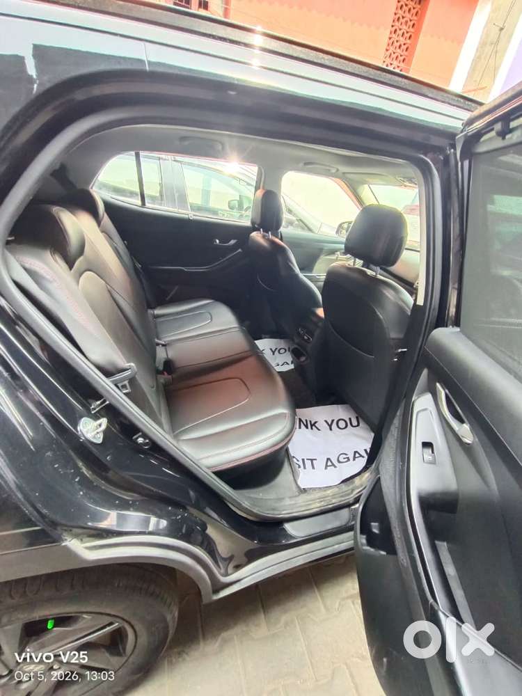 Hyundai Creta 1.5 S Plus Knight Petrol Dual Tone, 2023, Petrol