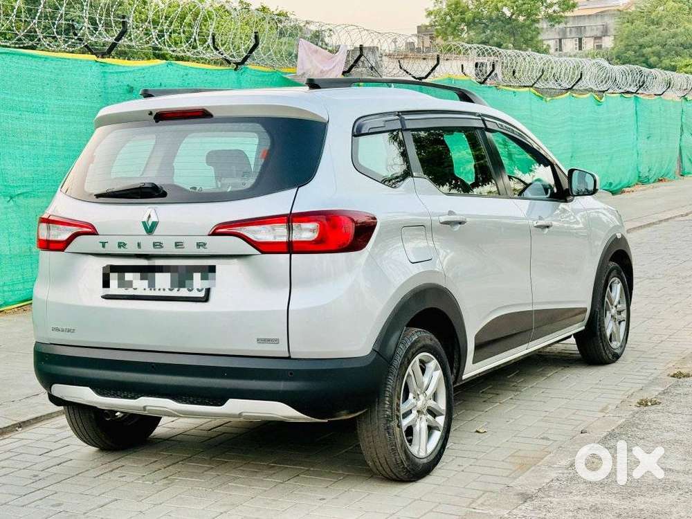 Renault Triber Rxz, 2021, Petrol