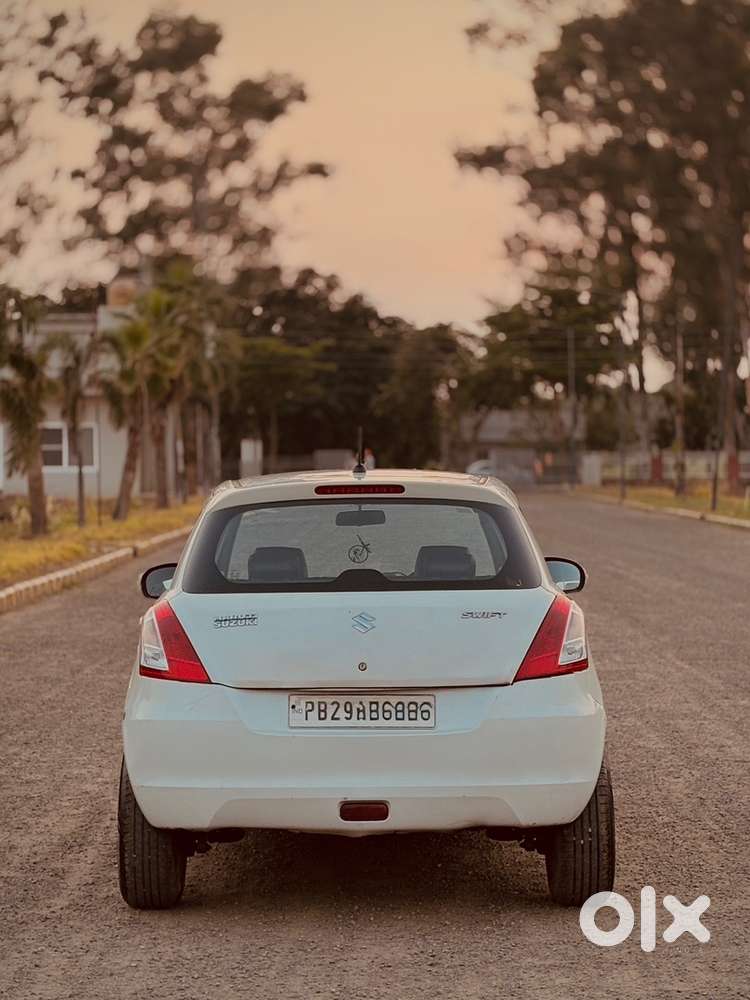 Maruti Suzuki Swift 2012