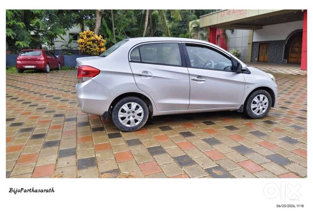 Honda Amaze S Mt I-vtec, 2015, Petrol