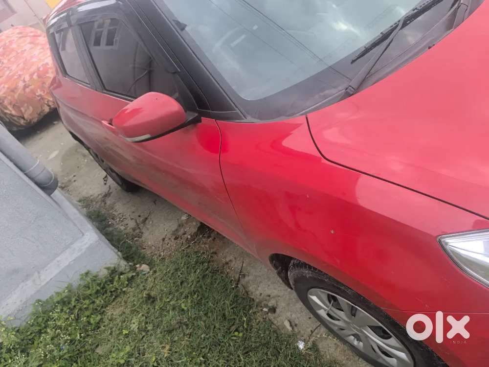 Maruti Suzuki Swift Vxi 2019