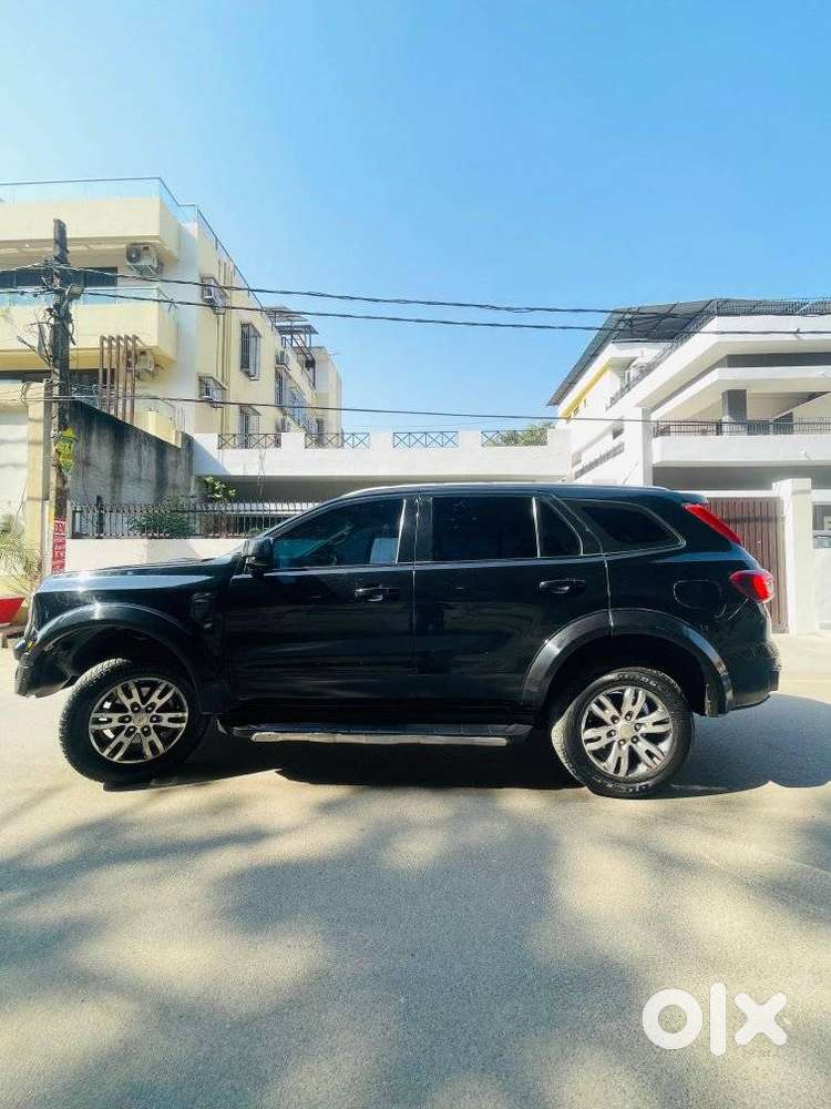 Ford Endeavour 3.2 Titanium At 4x4, 2016, Diesel