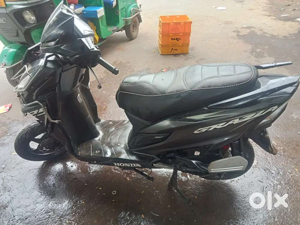 Road Price Honda Grazia Bs6 Grey Colour Honda Grazia Price In 2025
