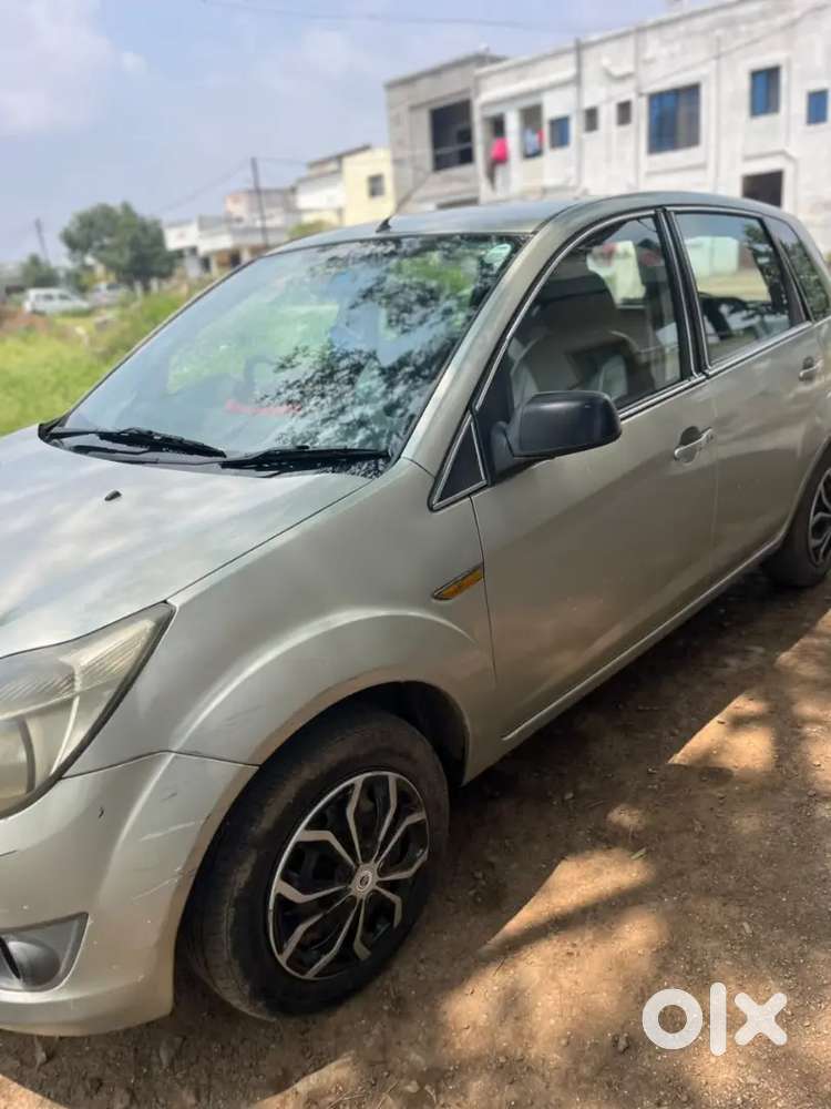 Ford Figo Petrol 2011