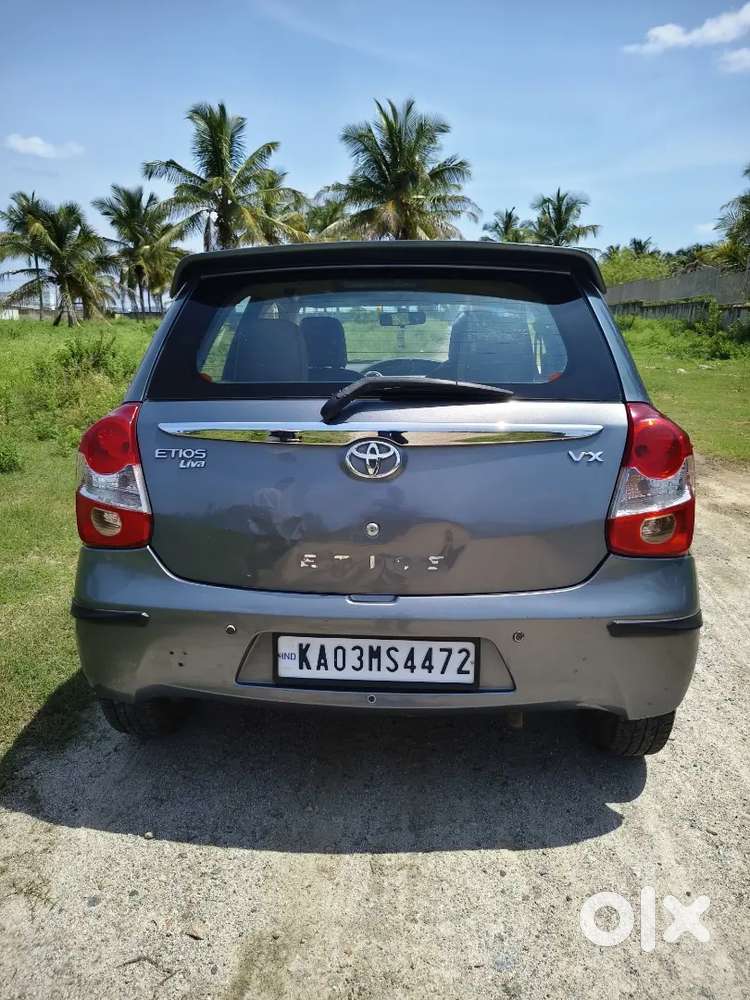 Toyota Etios Liva 2013