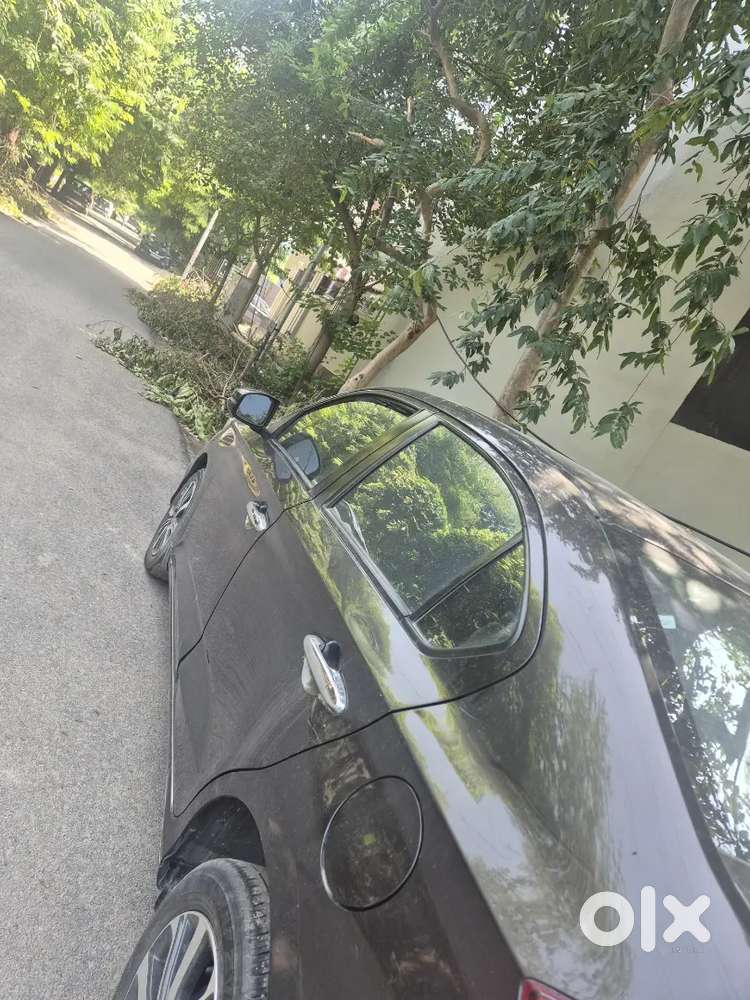 Honda Amaze 2023 Petrol 68500 Km Driven