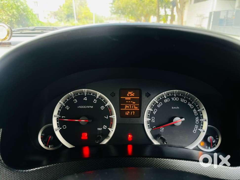 Maruti Suzuki Swift Dzire 1.2 Zxi Bsiv, 2012, Petrol