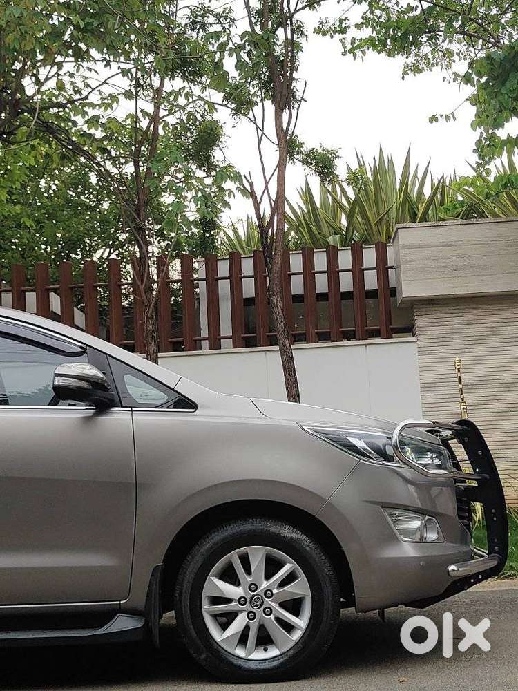 Toyota Innova Crysta 2.4 V, 2017, Diesel