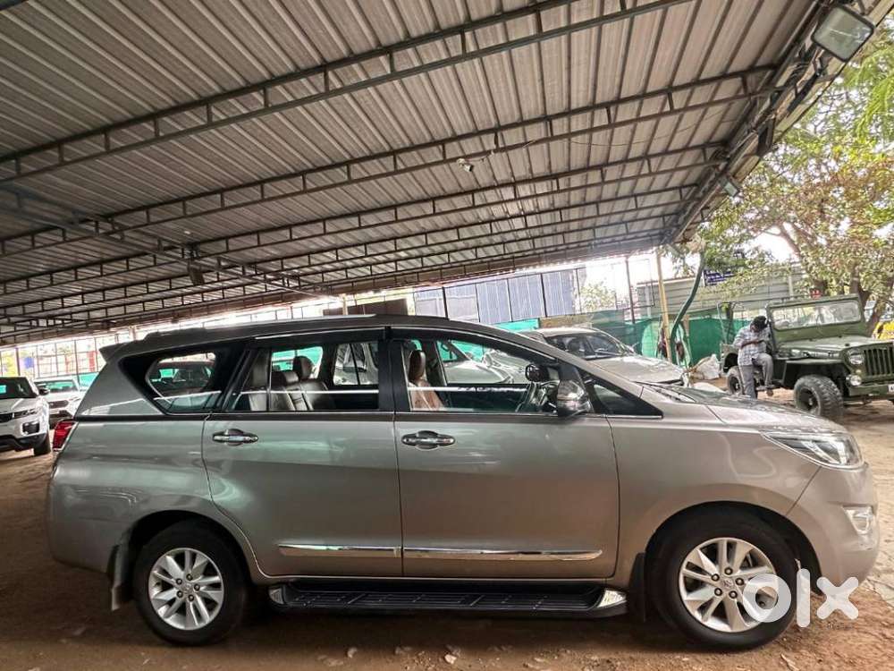 Toyota Innova Crysta 2.4 G Mt, 2020, Diesel