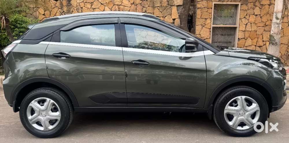 Tata Nexon 1.2 Revotron Xm, 2022, Petrol
