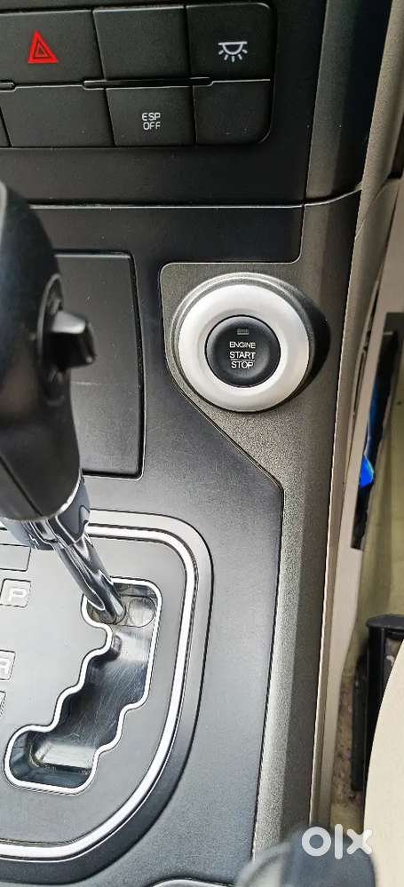 Mahindra Xuv500 Fwd W10 2017 Diesel 50000 Km Driven First Owner
