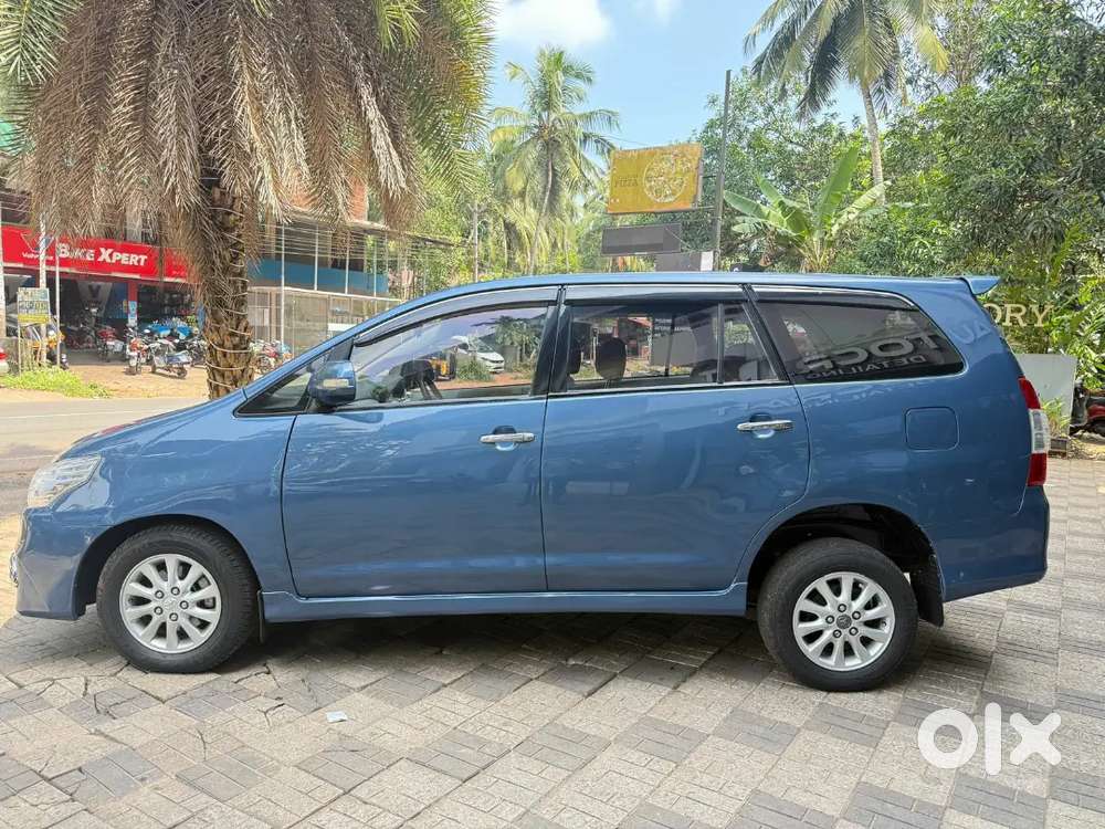 Toyota Innova Diesel 2012