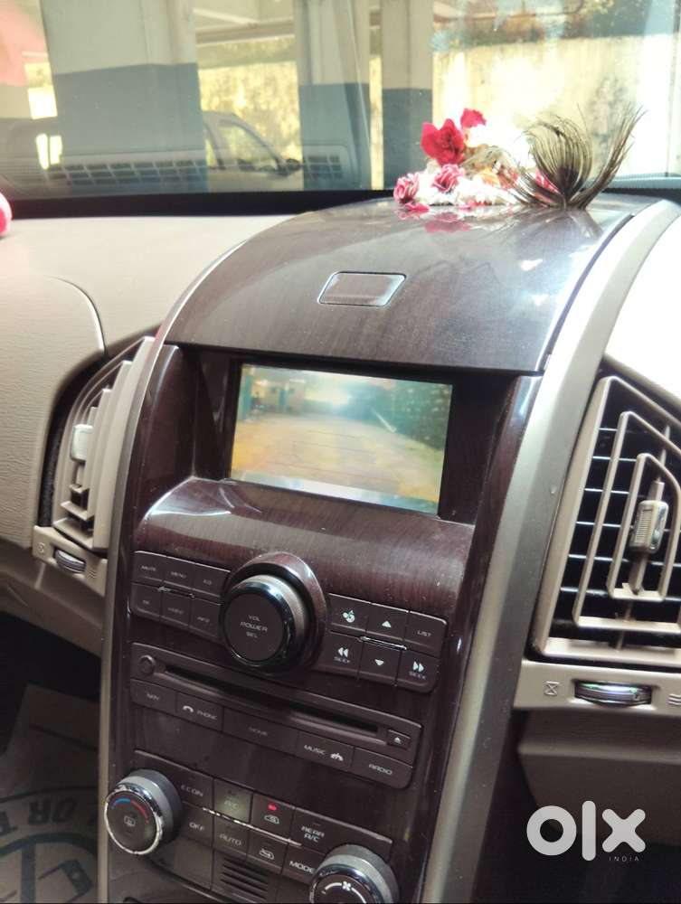 Mahindra Xuv500 At 2012