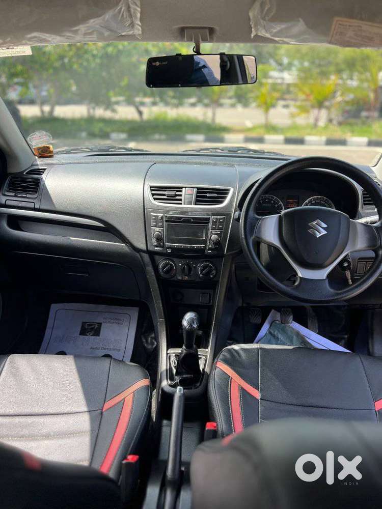 Maruti Suzuki Swift Vxi, 2015, Petrol
