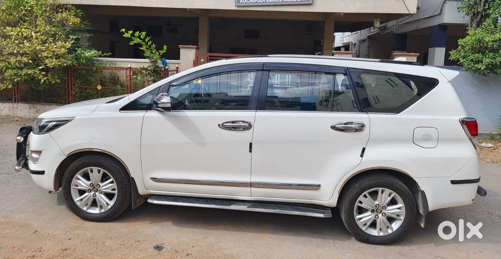 Toyota Innova Crysta 2.4 Z 7 Str, 2016, Diesel