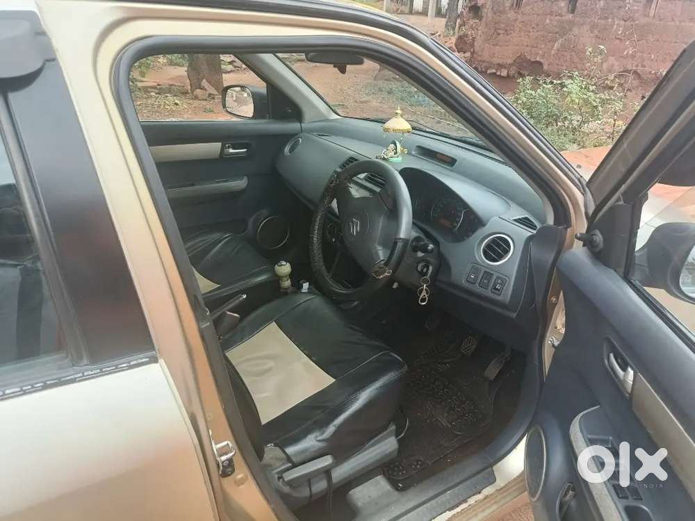 Maruti Suzuki Dzire 2012 Cng & Hybrids 111850 Km Driven