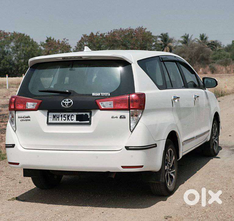 Toyota Innova Crysta 2.4 G Mt, 2025, Diesel