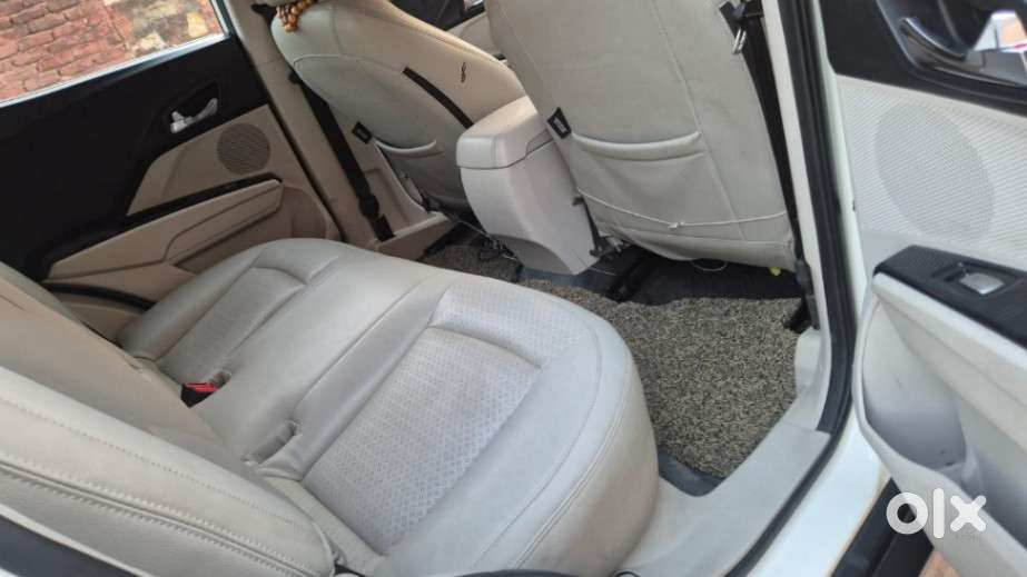 Mahindra Xuv300, 2022, Diesel