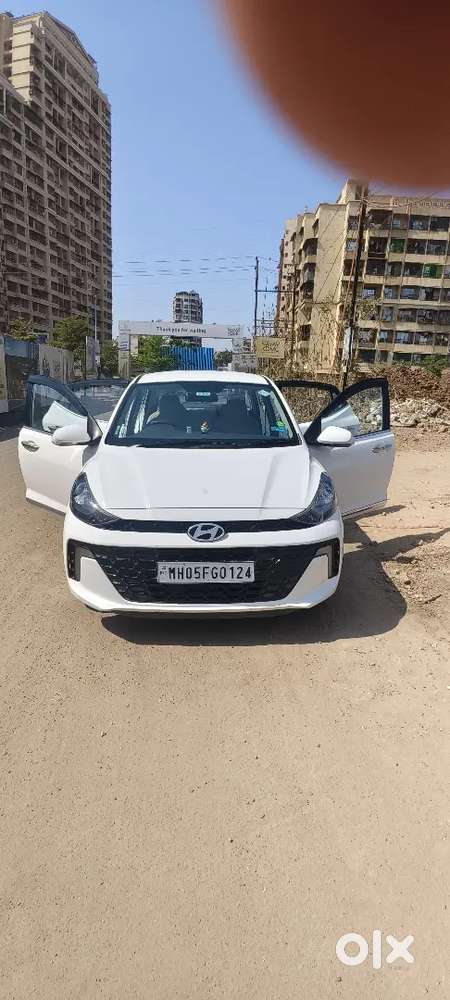 Hyundai Aura Sx Cng 2023  23k Run  Top Model  Single Owner