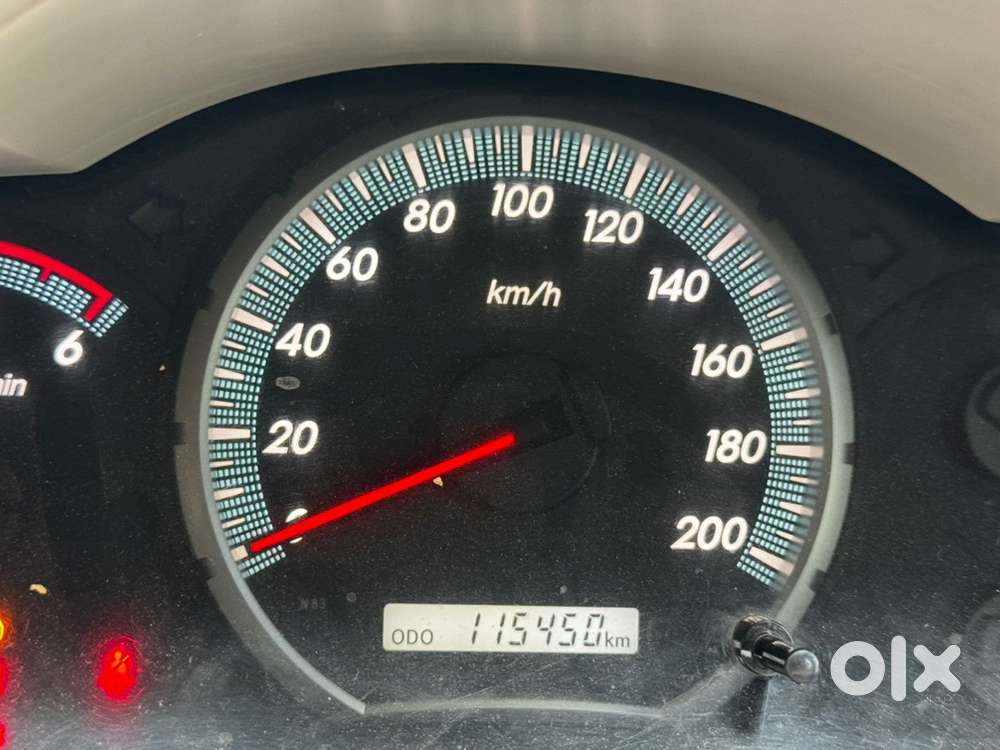 Toyota Innova Diesel 2014