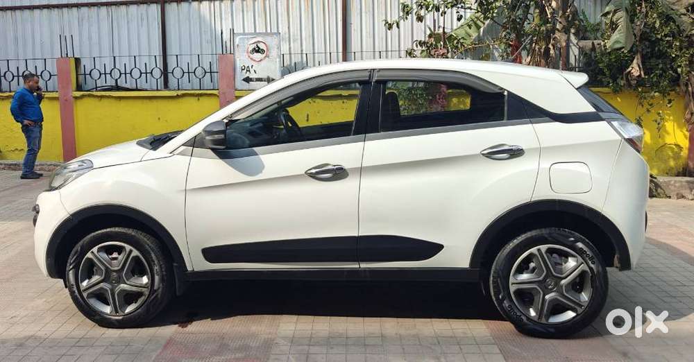 Tata Nexon 1.2 Revotron Xm (s), 2018, Diesel